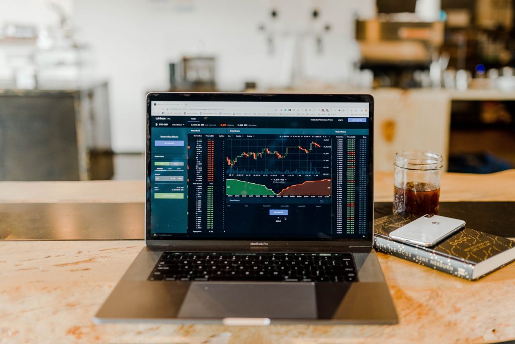 stock-exchange-computer-screen